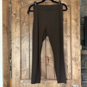 Gently Used alo ribbed leggings. Dark brown Large